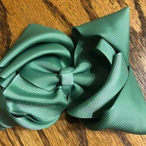 Bud Green 6" Double Stacked Boutique Bows 5B1998 Handmade NWT Boutique